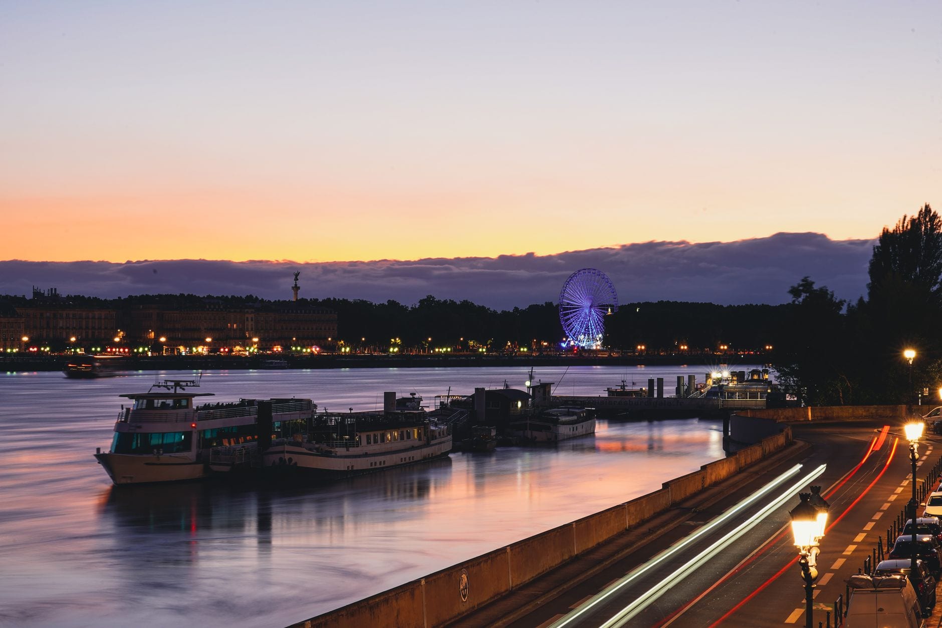 Agen coucher de soleil Garonne